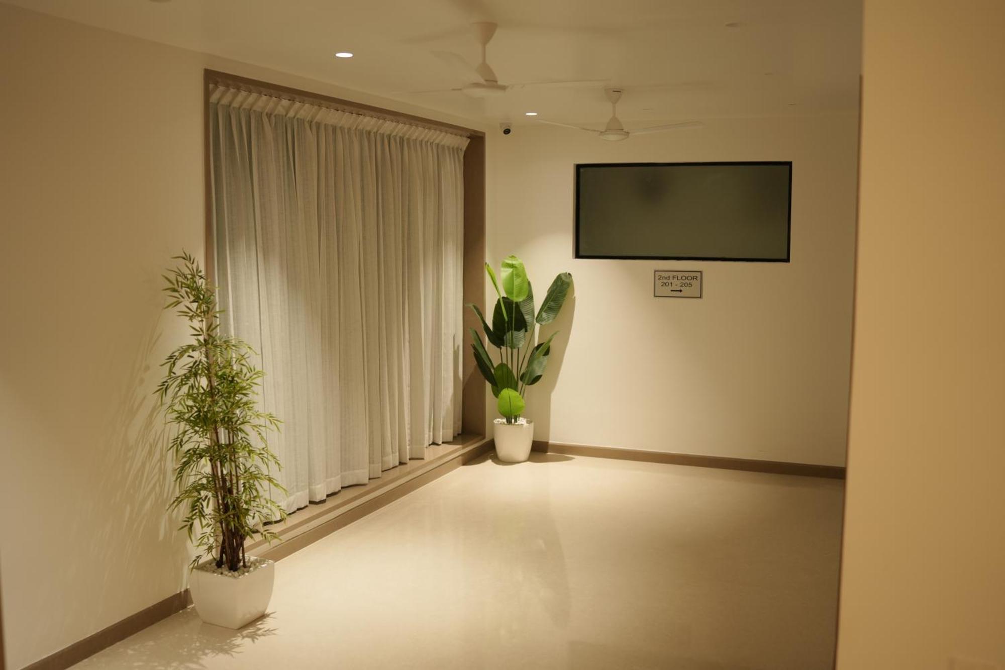 Kongu Residency Hotel Karūr Buitenkant foto